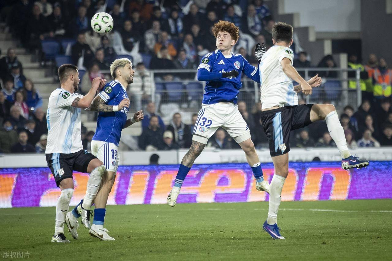 随着比分定格3-2，法甲第8淘汰里耶卡，昂首晋级欧协联八强